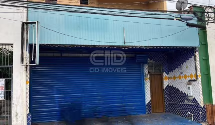 Casa Comercial na Rua Joaquim Murtinho - Pavimento Superior