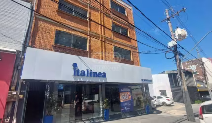Andar corporativo próximo a Praça 8 de Abril