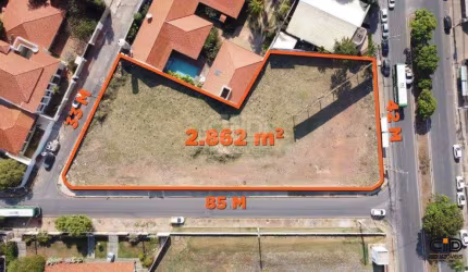 Terreno com mais de 2.800 m², 3 frentes e a poucos metros da Av. Miguel Sutil