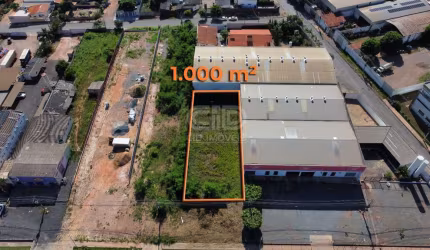 Terreno com 1.000 m² em frente ao Atacadão do Tijucal
