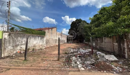 Terreno com aproximadamente 329m² no Centro Norte de Várzea Grande