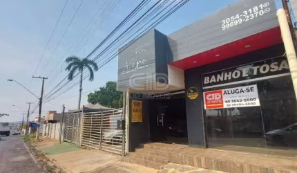 Salão comercial com 217m² na Av. General Mello