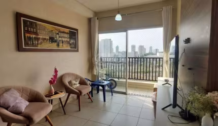Apartamento com três quartos no Condomínio Alvorada