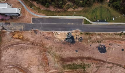 Terreno com aproximadamente 258m² no Condomínio Florais Safira