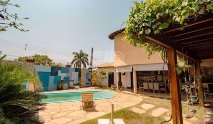 Sobrado com três suítes no Condomínio Residencial Jardim Itália II