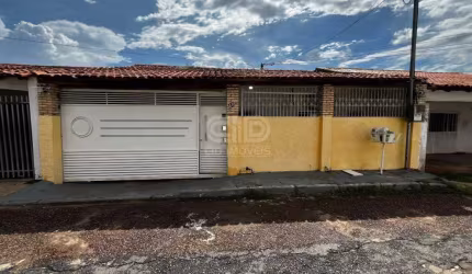 Casa á Venda com 2 quartos no bairro Cidade Verde
