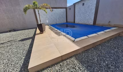 Casa com 2 quartos e piscina no bairro Osmar Cabral