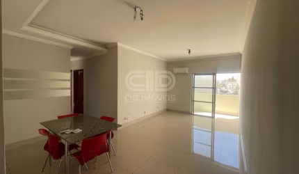 Apartamento com 3 quartos no Edifício Genova