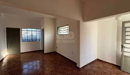 Casa com 2 quartos próximo ao Morro da Luz