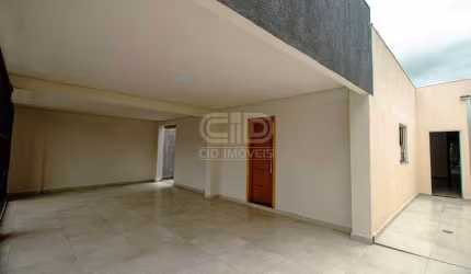 Casa á Venda no bairro Cristo Rei em Várzea Grande
