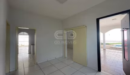 Casa com 3 quartos e piscina no bairro Alvorada