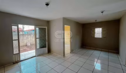 Casa á Venda com 2 quartos no bairro Parque Cuiabá