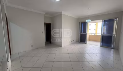 Apartamento á Venda com 3 quartos no Ed. Flamingo