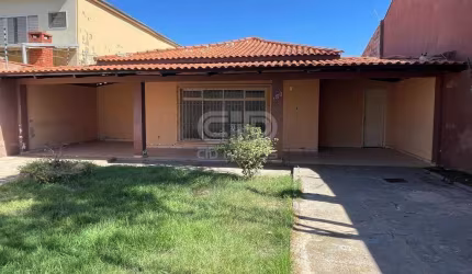 Casa comercial com 178m² no bairro Jardim Shangri-lá