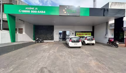 Galpão comercial com 750m² no Jardim Industriário