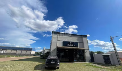 Sala comercial com 65m² na Av. Mario Andreaza