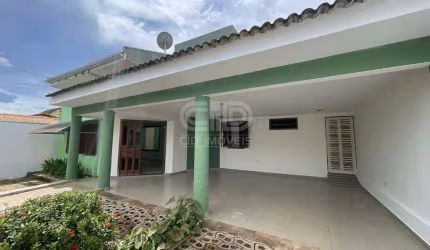 Casa com 3 quartos no bairro Santa Cruz II