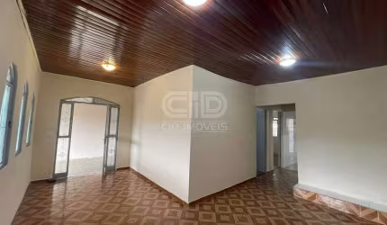 Casa com 3 quartos no CPA III