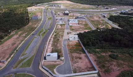 Terreno á Venda com 249m² no Condomínio Florais Safira