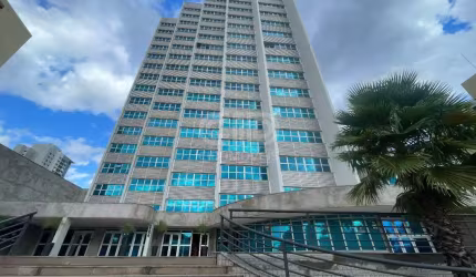 Sala comercial com aproximadamente 58m² no bairro Alvorada