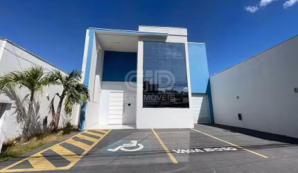 Prédio Comercial com 462 m² e 9 salas no Centro de Cuiabá