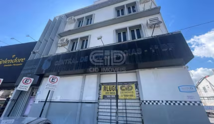 Ponto com comercial com 3 pavimentos e estacionamento privativo no Centro da cidade!