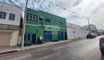Prédio comercial com 380 m² no Centro Sul de Cuiabá