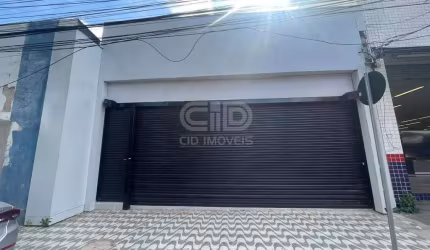 Salão comercial com mais de 400m² na 13 de Junho