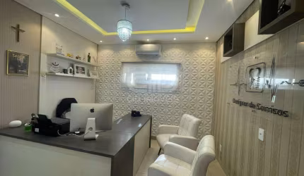 Prédio comercial com 3 pavimentos no Jardim Cuiabá