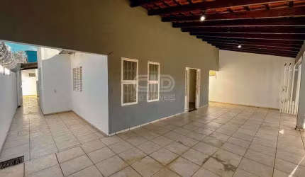 Casa á Venda no bairro Parque Cuiabá