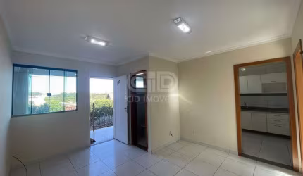 Apartamento com dois quartos no Residencial JK
