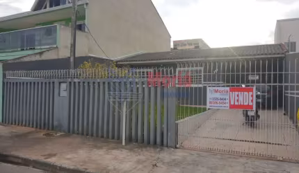 Casa com 2 quartos à venda na Rua Rafael Ferreira de Lima, 111, Maracanã, Colombo, 140 m2 por R$ 296.000