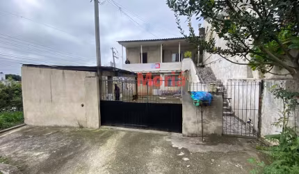 Casa com 5 quartos à venda na Rua Maria Cacilda de Azevedo, 13, Atuba, Curitiba, 100 m2 por R$ 400.000