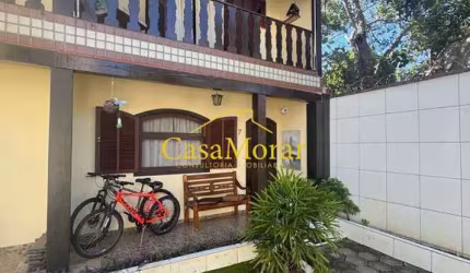 Excelente Casa em Condomínio - Itaúna