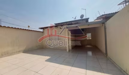 Casa à venda em Caldas Novas, Nova Vila, com 2 quartos, 200m²