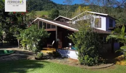 Sítio para Venda em Santo Antônio Duque de Caxias-RJ