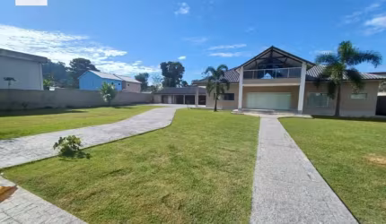 Casa Alto Padrão para Venda em Parque A Equitativa Duque de Caxias-RJ