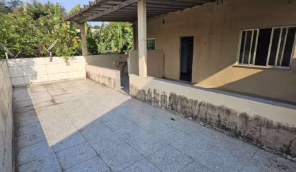 2 casas em Jardim Primavera terreno 360m²