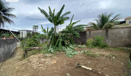 RARIDADE, terreno com 360m² com construção a poucos metros da Washington Luiz.