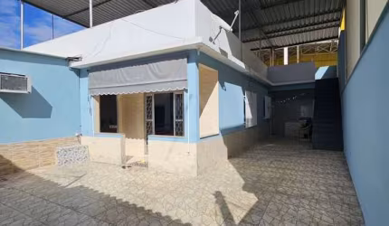 Oportunidade de casa atras do DOM atacadista