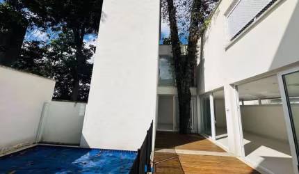 Casa de condomínio, 4 suítes, 6 vagas