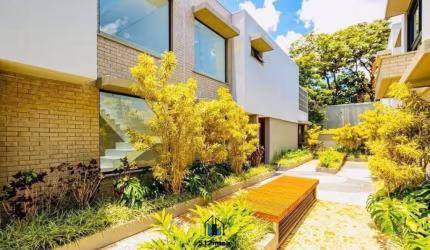 Casa de altíssimo padrão ; 3 dormitórios; 3 vagas