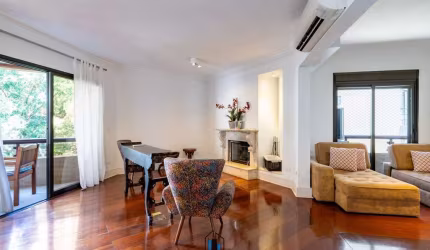 Apartamento Mobiliado à venda com 163m², 3 Suítes e 3 vagas