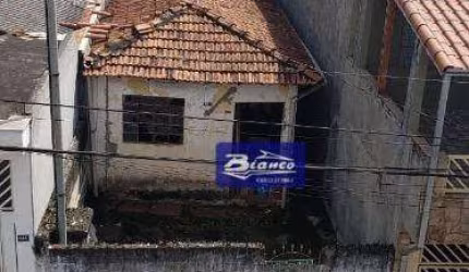 Vende ótimo terreno para edificar sobrado residencial próximo da Av. Brigadeiro Faria Lima e da Av. Sarutáia no Jd. S. Paulo em Guarulhos