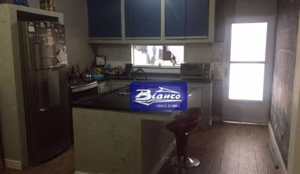 Sobrado com 3 dormitórios à venda, 155 m² por R$ 535.000 - Jardim Adriana - Guarulhos/SP