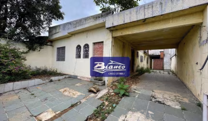 6 Casas no Terreno - Ideal para Locação