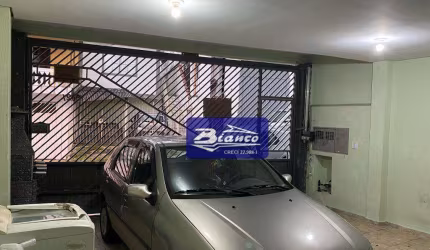 Vende sobrado amplo no Jardim Iporanga em Guarulhos-SP