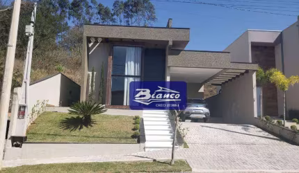 Casa em condomínio em Atibaia  3 suites 2 vagas e Piscina
