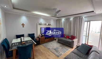 Amplo e Belo Apartamento no Centro