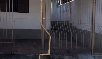 Casa - Locação - Centro de Cotia | Batelli Imóveis